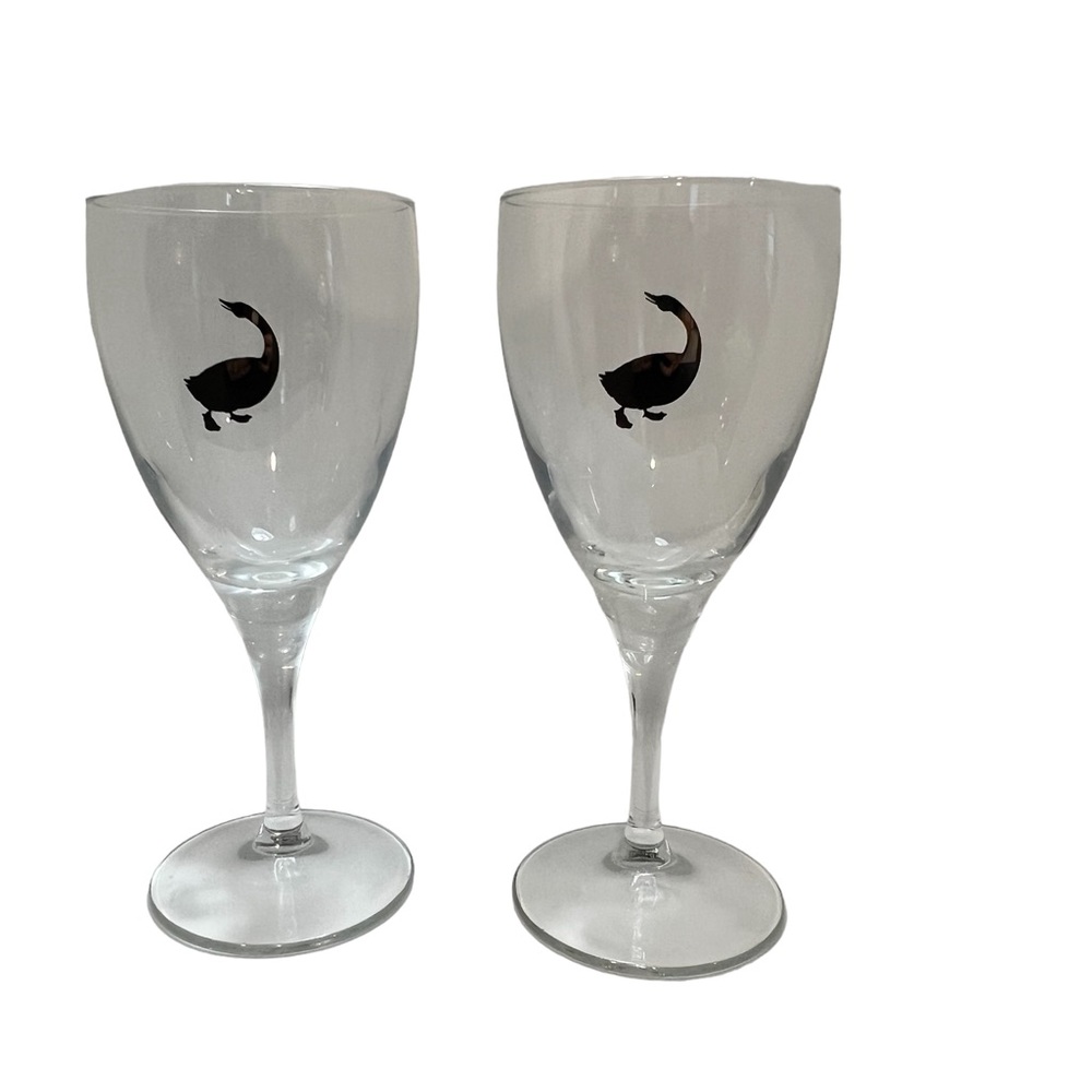 Goose Island Stemmed Beer Glasses